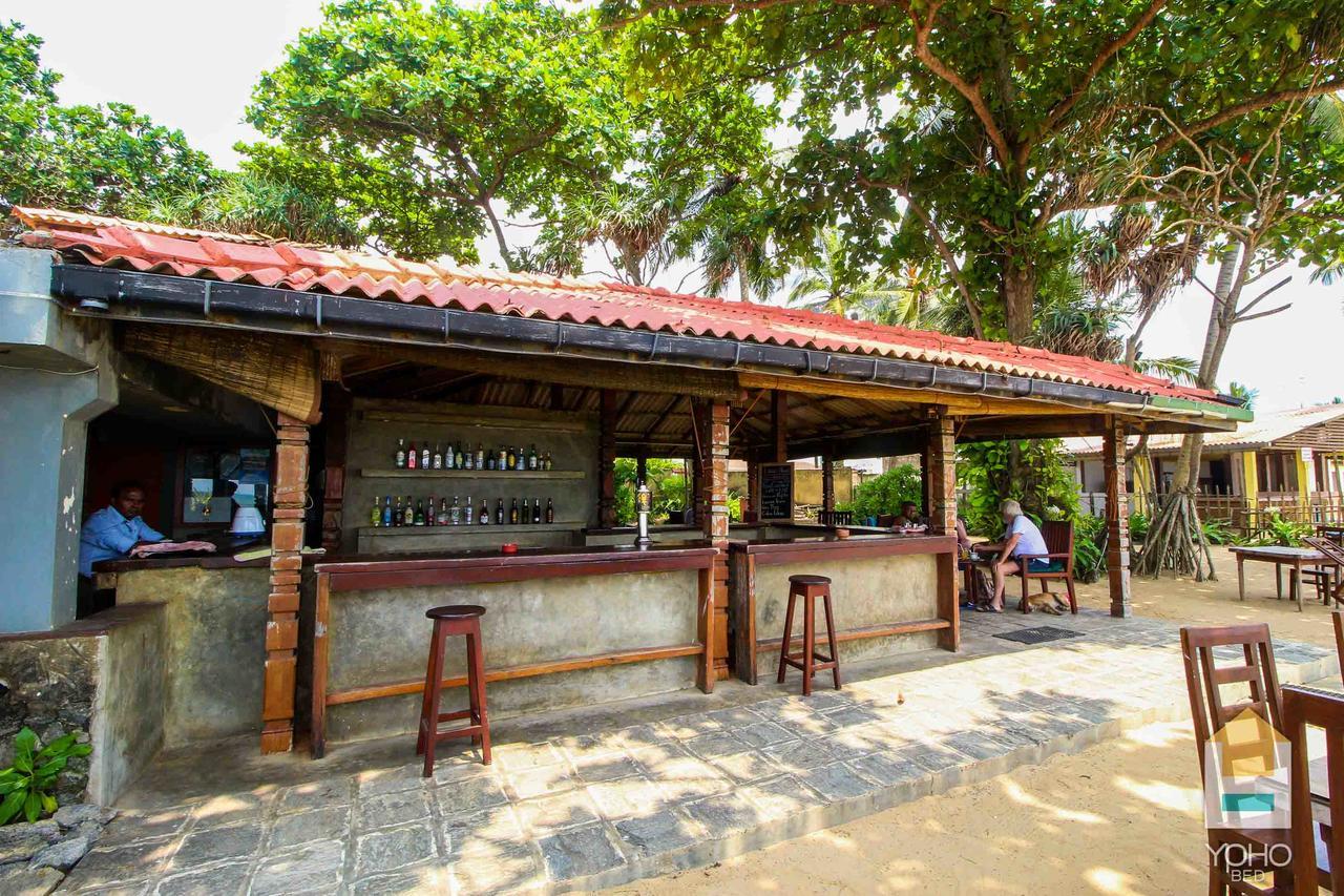 Yoho Rivi Ras Hotel Dehiwala-Mount Lavinia Exterior foto